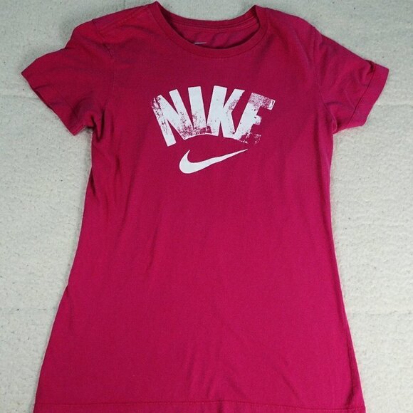Nike Swoosh Pink T-Shirt Youth Small - Picture 1 of 4